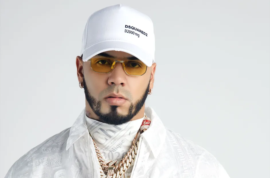 Anuel AA desmiente rumores sobre su hospitalización por infección en un tatuaje