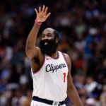 ”La barba“ James Harden alcanza el puesto número dos en triples anotados en historia NBA