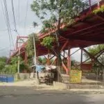 Con pronóstico reservado hombre que se lanzó de puente Hermanos Patiño