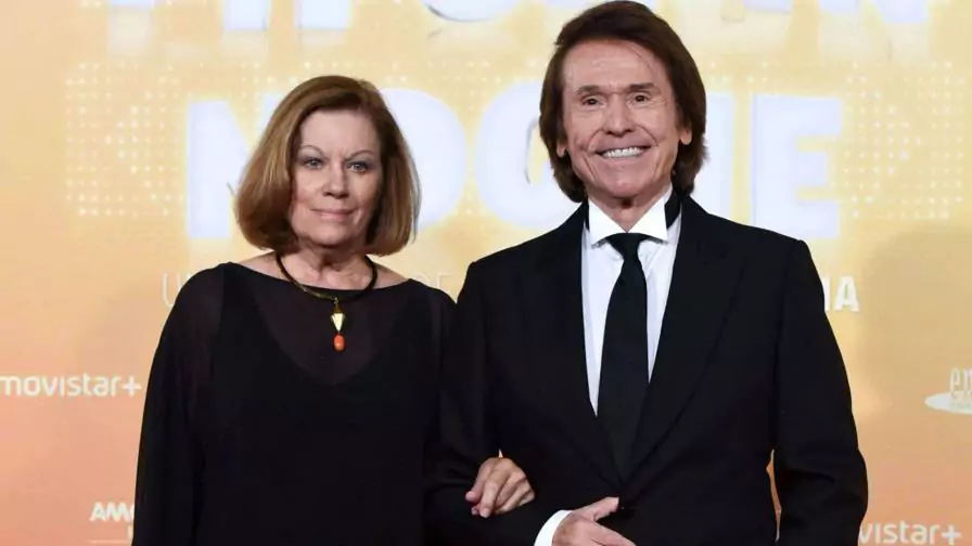 Esposa de Raphael asegura que su estado "va muy, muy bien" tras ingreso hospitalario