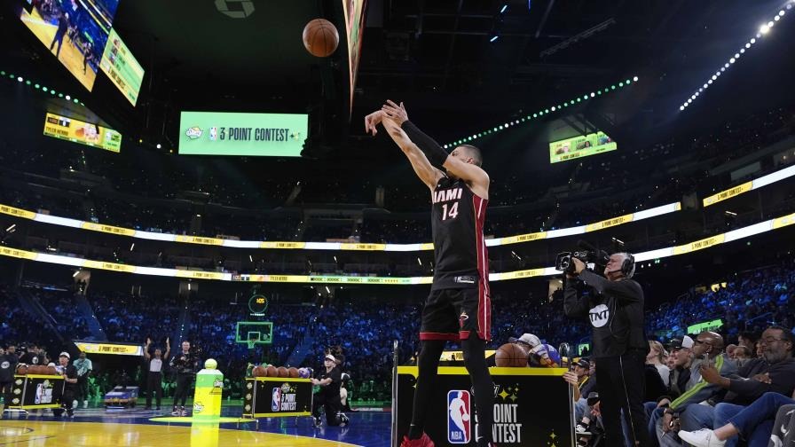 Tyler Herro gana concurso de triples en fin de semana de Estrellas de la NBA