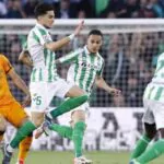 Real Madrid tropieza en su visita al Betis y cae 2-1 en la Liga