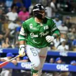 Estrellas Orientales retienen al capitán verde Robinson Canó