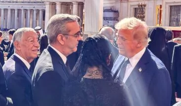 Abinader y Trump intercambian palabras durante misa funeral del Papa Francisco