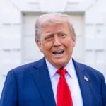 Trump promete trato justo con China y reducción de impuestos tras negociaciones