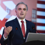 Minerd crea comisión para planificar con anticipación año escolar 2025-2026
