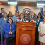 Oposición CD exige respuestas a Raful y Guzmán por presuntas violaciones legales