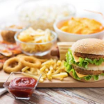 Alimentos ultraprocesados aumentan el riesgo de muerte prematura