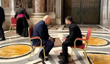 Diplomacia en el vaticano: diálogo entre Trump y Zelenski en el funeral del Papa