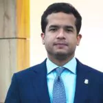 Omar Fernández lamenta tragedia en la discoteca Jet Set