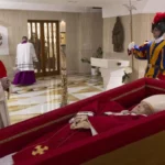 Traslado del féretro del papa Francisco a la basílica de San Pedro