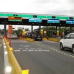 Choferes exigen eliminar doble cobro en peaje del km 32