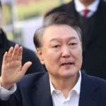 Destituyen al presidente de Corea del Sur cuatro meses después de haber declarado la ley marcial