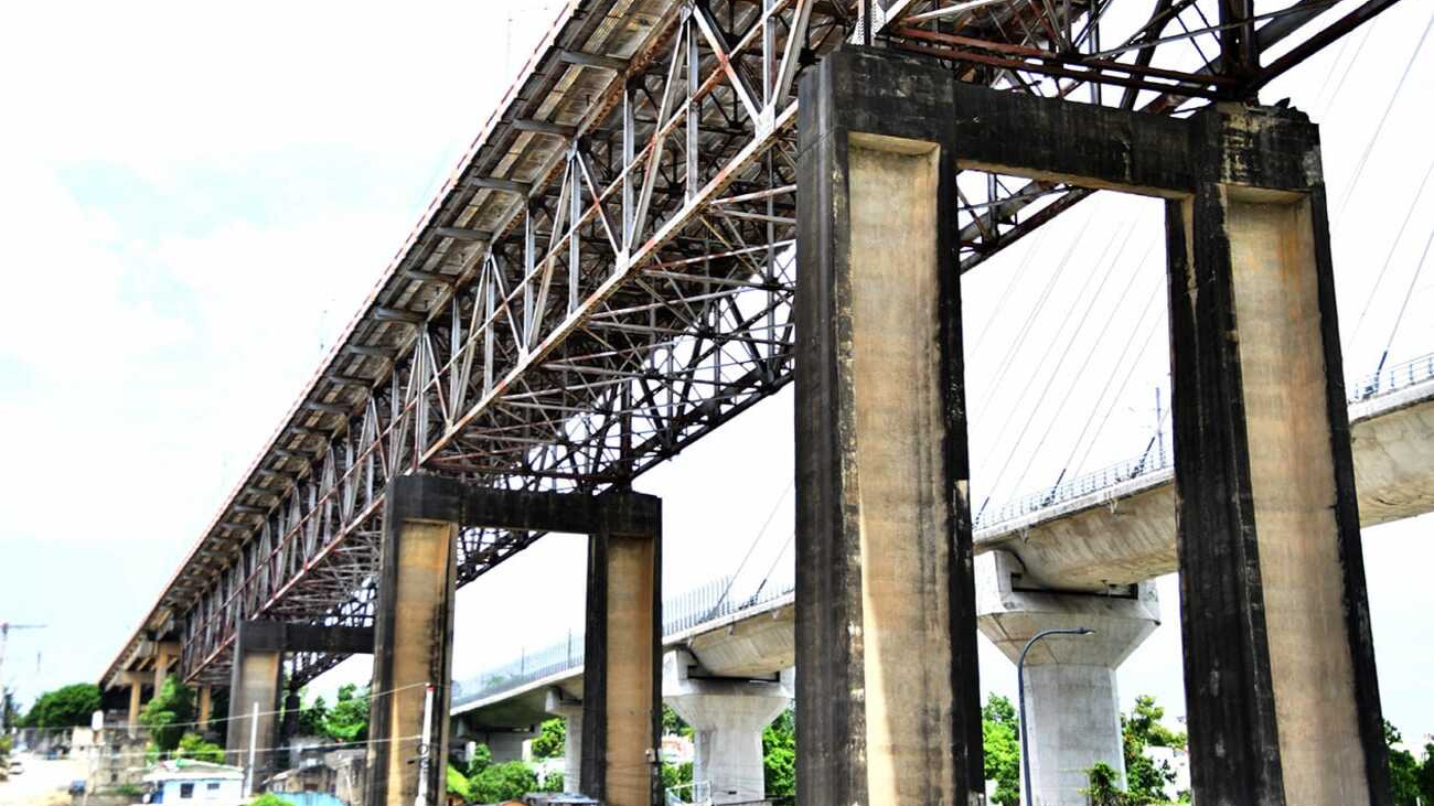 Ingeniero civil cuestiona retraso de dos años en análisis del puente de la 17 por parte de la contratista