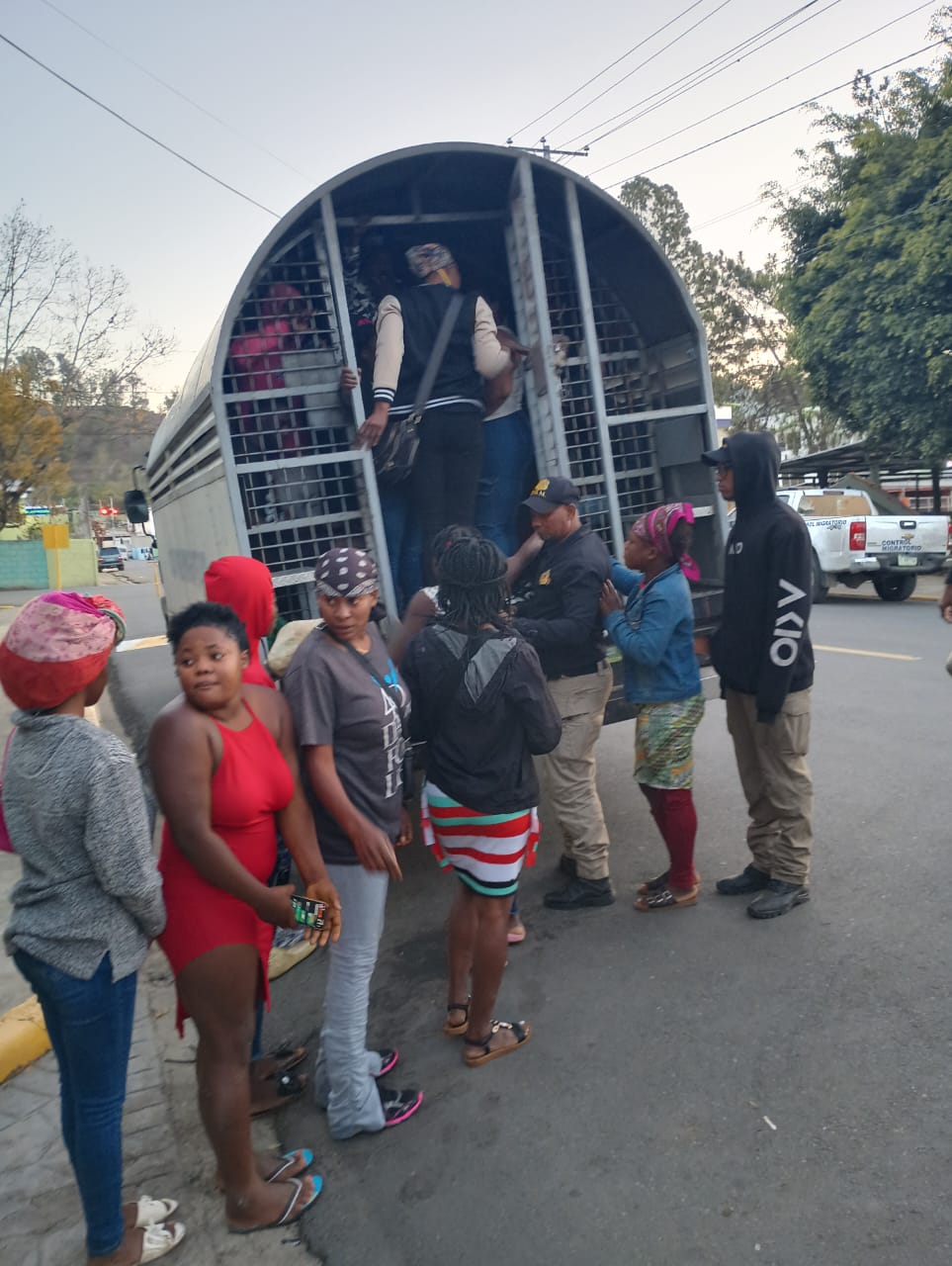 Migración detiene más de mil ilegales y repatria 1,213 nacionales haitianos indocumentados