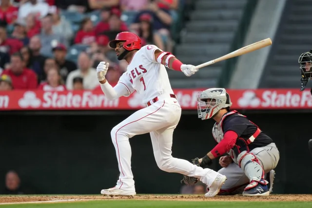 Angelinos de Los Ángeles vencen 9-7 a los Cardenales de San Luis