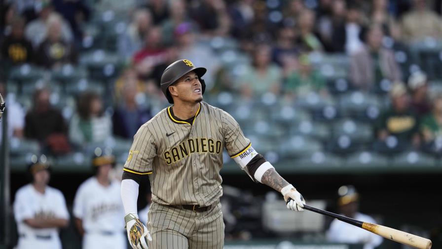 Machado la saca del diamante pero los Atléticos ganan el partido; Tatis Jr. salió por aparente lesión