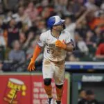 Altuve y Walker impulsan a los astros con jonrones de dos carreras y sellan victoria 8-5 sobre tigre