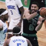 Campeones defensores Celtics, derrotan al Magic y avanzan a semifinales de Playoffs