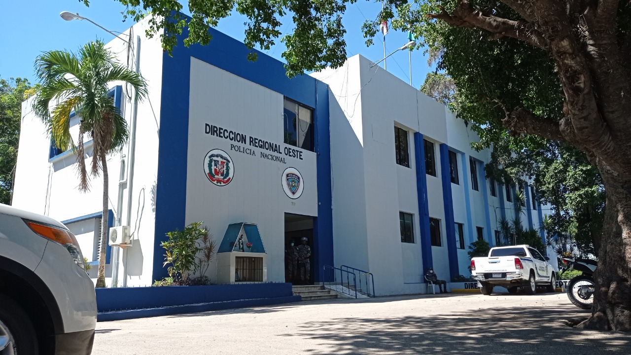 PN aclara que video viral del hombre con machete fue una producción de contenido