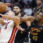 Cavaliers ganan por 55 puntos y barren a Heat en serie más desigual en historia de los playoffs
