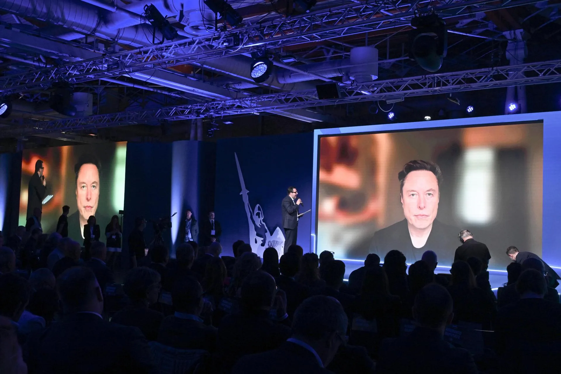 Elon Musk espera que Estados Unidos y Europa eliminen sus aranceles en el futuro