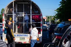 Diputado denuncia haitiano pagó 19,500 pesos a agente de Migración para evitar deportación  