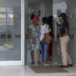 Críticas al Gobierno por medidas migratorias tras expulsión de pacientes en hospitales públicos