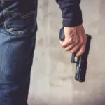 Tiroteo en fiesta clandestina deja cinco personas heridas en La Vega 