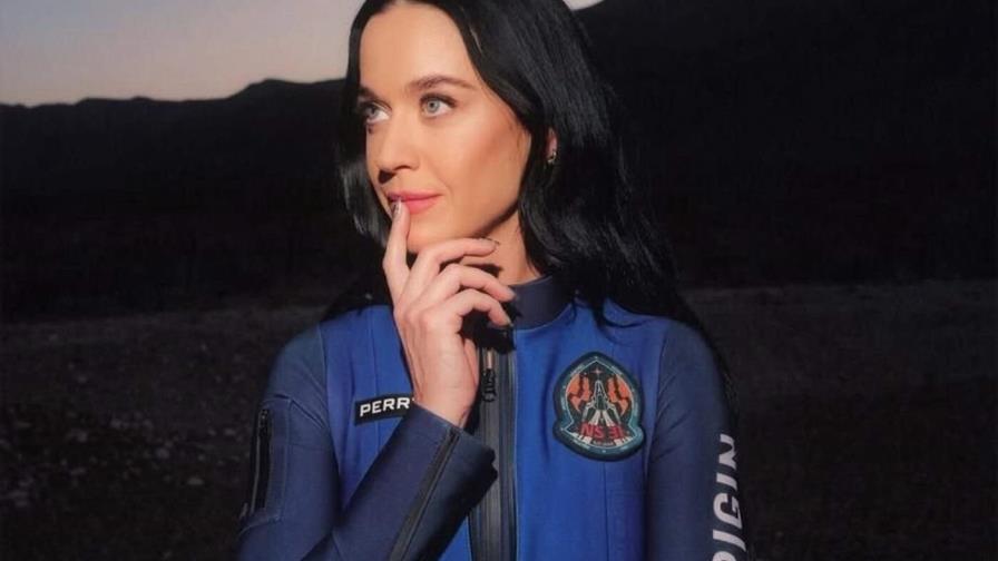 Katy Perry viaja al espacio en histórica misión turística solo para mujeres