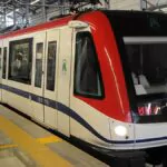 Hombre queda atrapado entre andén y vagón en estación del Metro de Santo Domingo