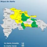 COE emite alerta para 15 provincias por fuertes lluvias causadas por vaguada