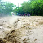Lluvias en RD a desplazan a 18,000 personas y dejan 27 localidades incomunicadas