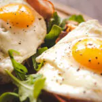¿Es realmente saludable comer huevo?