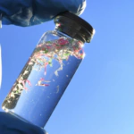 Descubren otro peligro de los microplásticos que alarma a los científicos