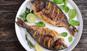 Cuáles son los pescados y mariscos que recomiendan los científicos para mejorar la salud