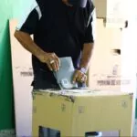 JCE revisa propuesta de regulación para controlar encuestas electorales en 2025