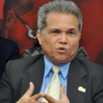 Colegio Médico acusa al ministro de Salud de rechazar diálogo y profundizar crisis en sector salud