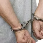 Apresan hombre por asalto a mano armada en banca de lotería en El Seibo