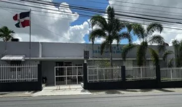 Incendio afecta un hospital en Salcedo; pacientes y personal fueron evacuados