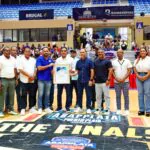 Ministerio de Deportes dona un millón de pesos al baloncesto de Puerto Plata