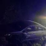 Dos supuestos delincuentes resultan heridos tras asalto a taxista en Santiago 