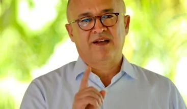 Francisco Domínguez Brito: “El PRM pisa a los pobres con promesas y con pisos de tierra”.