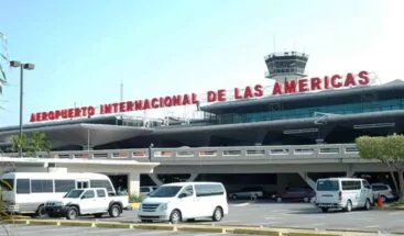 Normalizan el sistema migratorio tras contratiempo en la terminal B del AILA