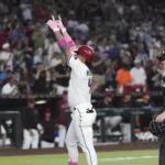 Primer cuadrangular de Ketel Marte ayuda a los Diamondbacks a derrotar a los Dodgers