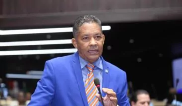 Diputado Cedeño aboga por postulación de Pacheco a secretaría general del PRM