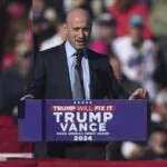 Gobierno de Trump evalúa suspender el habeas corpus para endurecer medidas migratorias