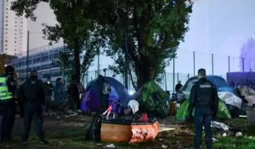 Dos fallecidos en tiroteos en campos de migrantes en Francia