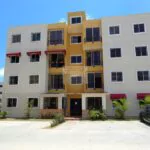Una hora al día llega el agua al residencial Juan Rafal, y es "sucia, sucia, sucia", reportó un habitante del condominio