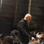 Amaury Sánchez inaugura temporada sinfónica con tributo a Beethoven en el Teatro Nacional